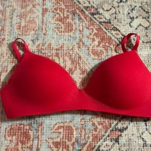 VS BODY BY VICTORIA T-shirt bra 32 DDD